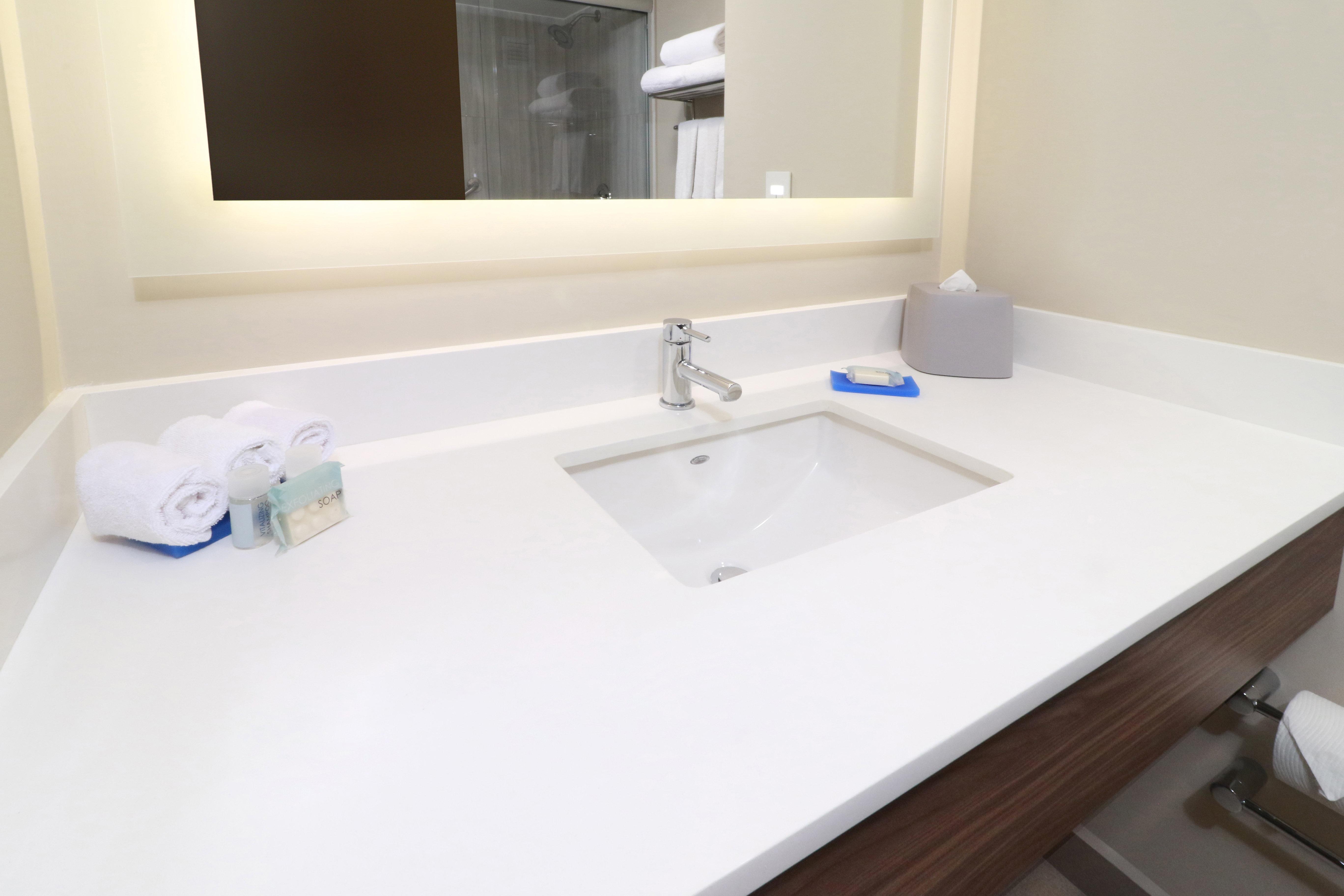 Las Pintas Holiday Inn Express Guadalajara Aeropuerto By Ihg מראה חיצוני תמונה