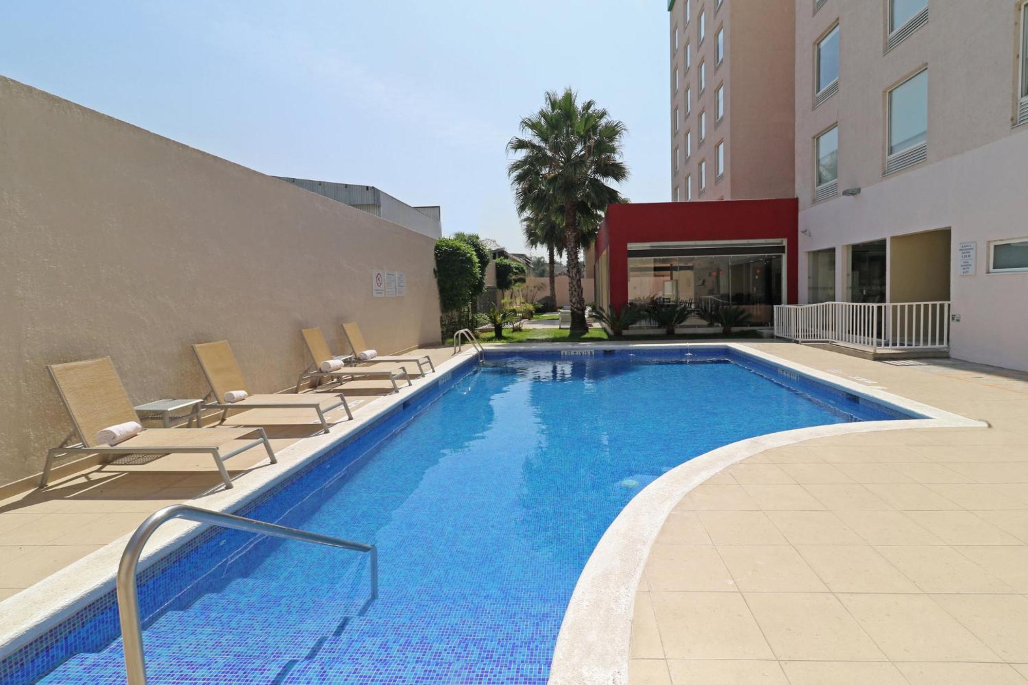 Las Pintas Holiday Inn Express Guadalajara Aeropuerto By Ihg מראה חיצוני תמונה