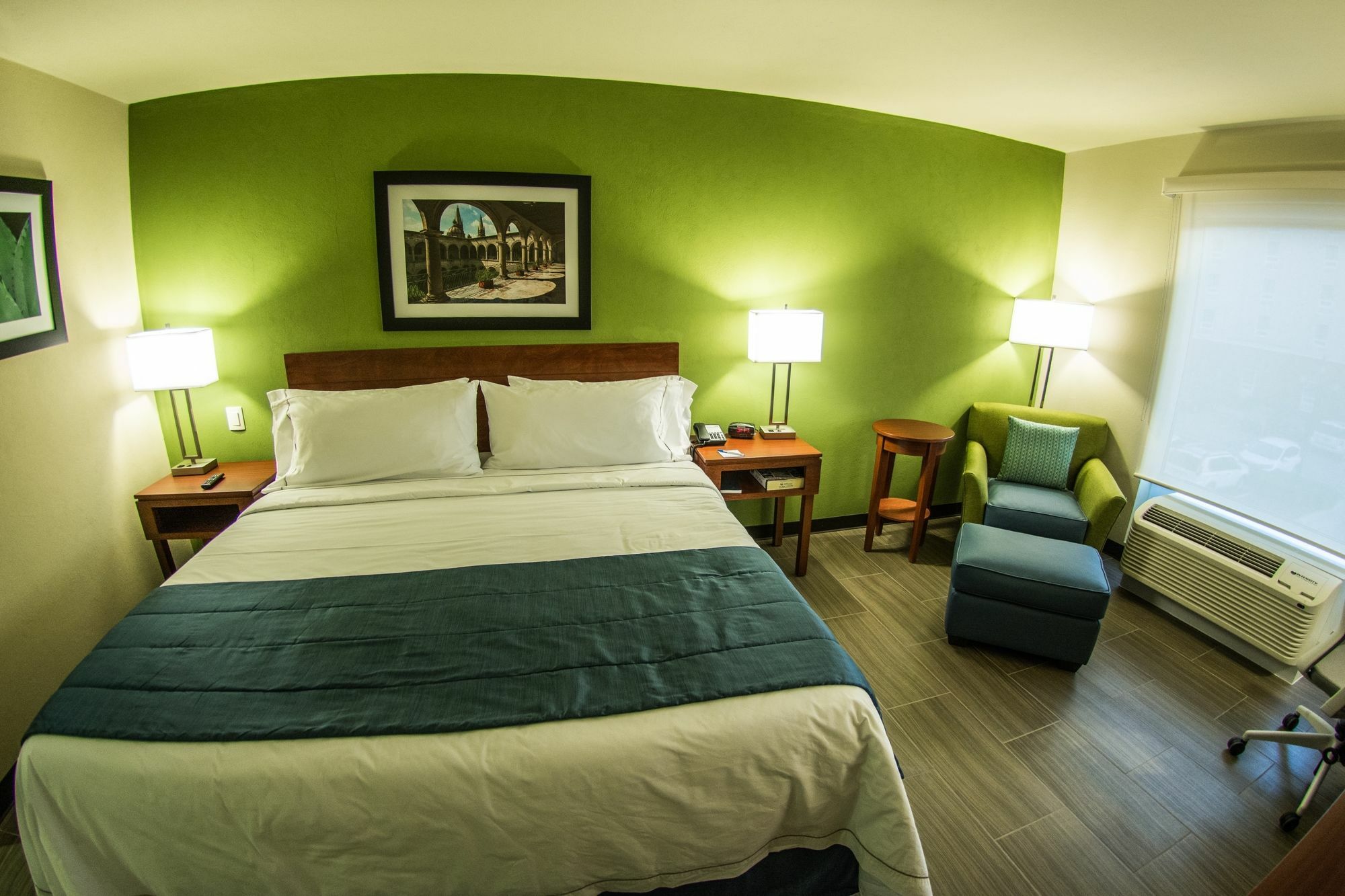 Las Pintas Holiday Inn Express Guadalajara Aeropuerto By Ihg מראה חיצוני תמונה